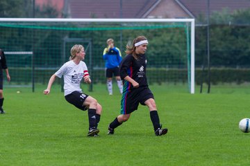 Bild 11 - Frauen SV Henstedt Ulzburg II - SV Schwarz Wei Westerrade : Ergebnis: 3:0